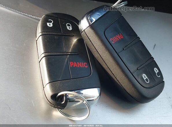 ZACNJABB3LPL66540 2020 JEEP RENEGADE Black Widok deski rozdzielczej