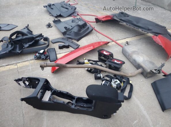 ZACNJBABXLPL53226 2020 JEEP RENEGADE Red Vista del compartimento del motor