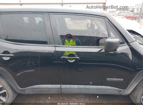ZACNJCAB0MPM33240 2021 JEEP RENEGADE Черный Панорамный вид салона 360°