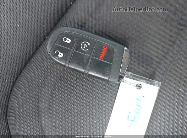 ZACNJCBB4MPN26373 2021 JEEP RENEGADE Green Widok deski rozdzielczej