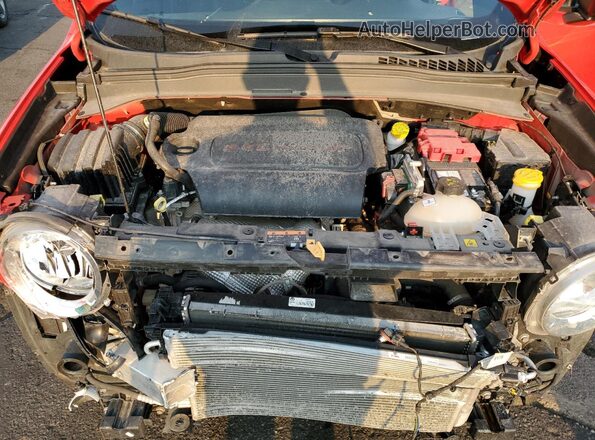 ZACNJDBB3MPM42227 2021 JEEP RENEGADE Красный Вид задней части салона