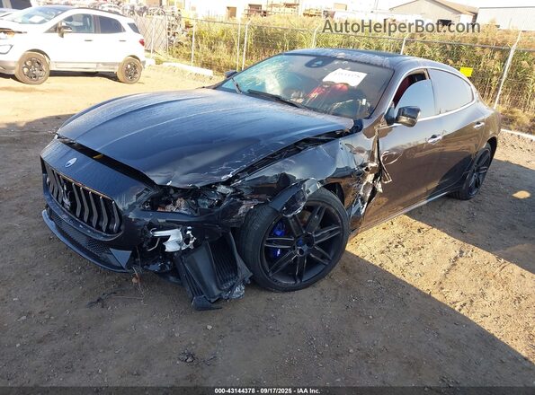 ZAM56RRS0H1235500 2017 MASERATI QUATTROPOR Black 