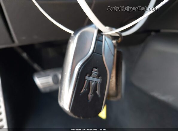 ZAM57YSA3J1296211 2018 MASERATI GHIBLI White Вид панелі приладів