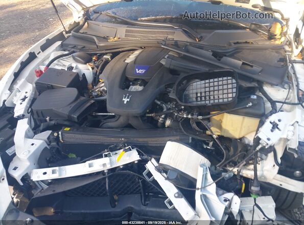 ZAM57YTM1NX398070 2022 MASERATI GHIBLI White Rear view