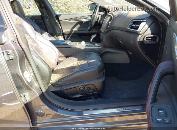 ZAM57YTS0K1332378 2019 MASERATI GHIBLI Gray წინა სალონის ხედი