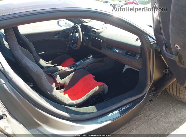 ZAMBMRABXP0414264 2023 MASERATI MC20 Gray Front interior view