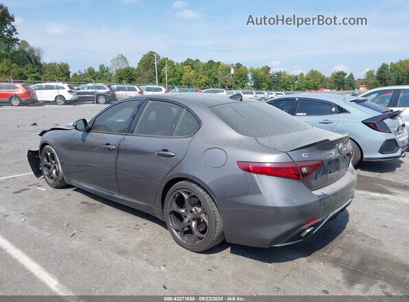 ZARFAECN2H7552362 2017 ALFA ROMEO GIULIA Gray 