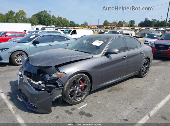 ZARFAECN2H7552362 2017 ALFA ROMEO GIULIA Gray 