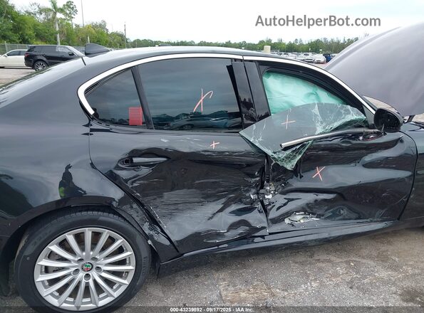 ZARFAMAN0M7648062 2021 ALFA ROMEO GIULIA Black Widok z przodu