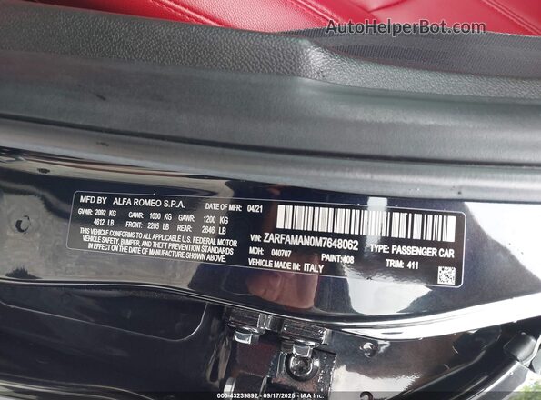 ZARFAMAN0M7648062 2021 ALFA ROMEO GIULIA Black Widok komory silnika