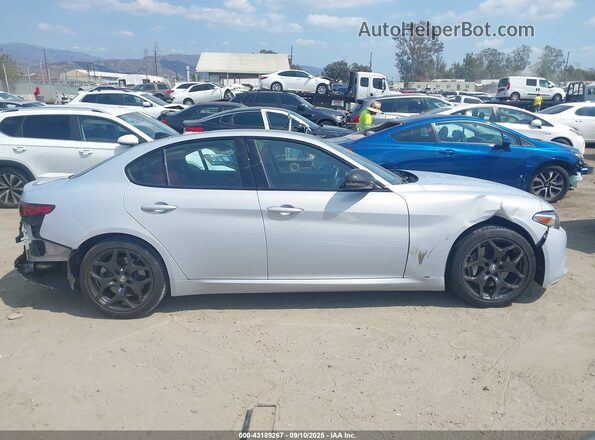 ZARFAMAN6M7647367 2021 ALFA ROMEO GIULIA Silver 