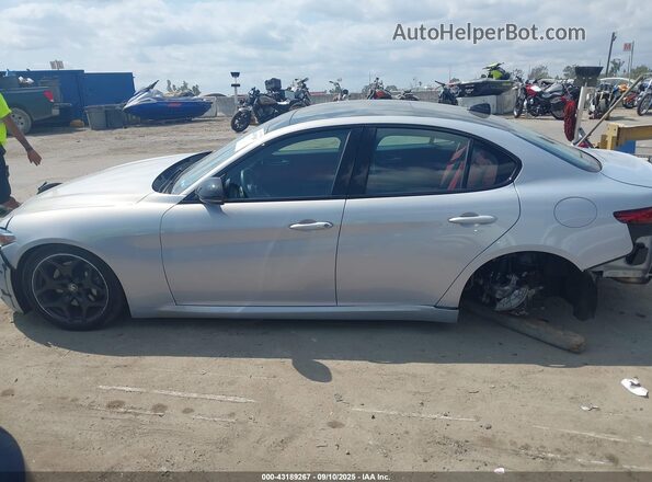 ZARFAMAN6M7647367 2021 ALFA ROMEO GIULIA Silver 