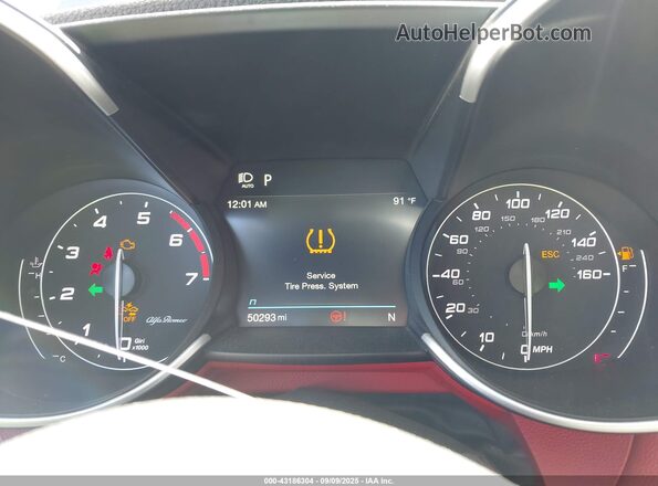ZARFAMAN8L7639107 2020 ALFA ROMEO GIULIA Черный Вид задних сидений