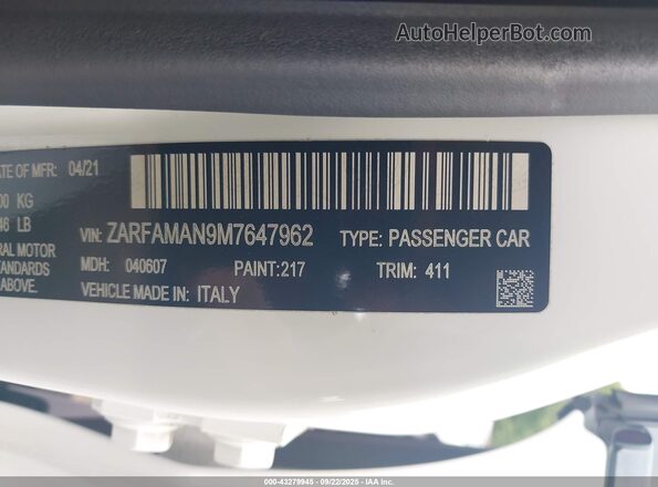 ZARFAMAN9M7647962 2021 ALFA ROMEO GIULIA White Շարժիչի բաժամունքի տեսք