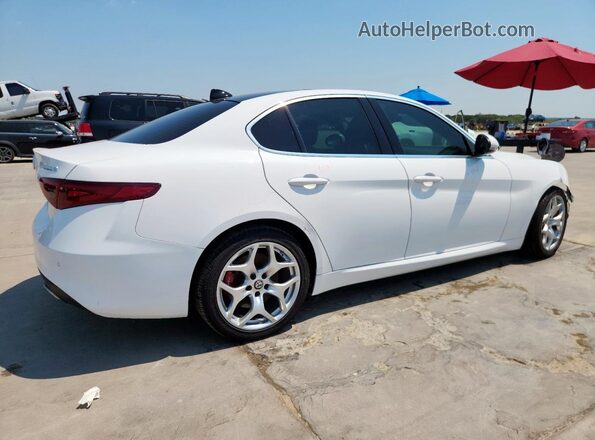 ZARFAMBN1M7648571 2021 ALFA ROMEO GIULIA White 
