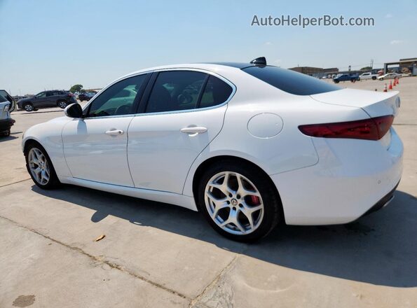 ZARFAMBN1M7648571 2021 ALFA ROMEO GIULIA White 