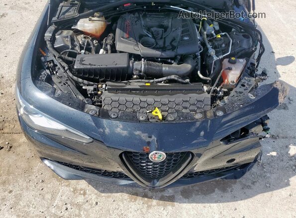 ZARFAMBN6M7644810 2021 ALFA ROMEO GIULIA Black Սալոնի հետևի տեսք