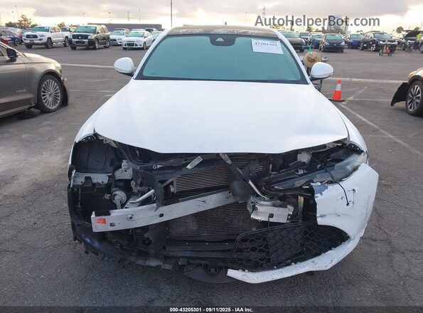 ZARFAMBN7N7663299 2022 ALFA ROMEO GIULIA White Вид задньої частини салону