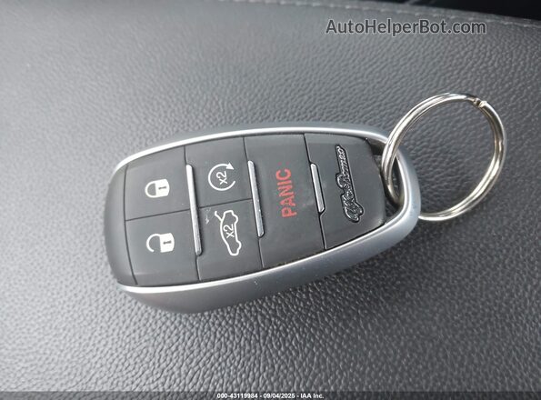 ZARFAMBN9M7640105 2021 ALFA ROMEO GIULIA Red Вид панелі приладів
