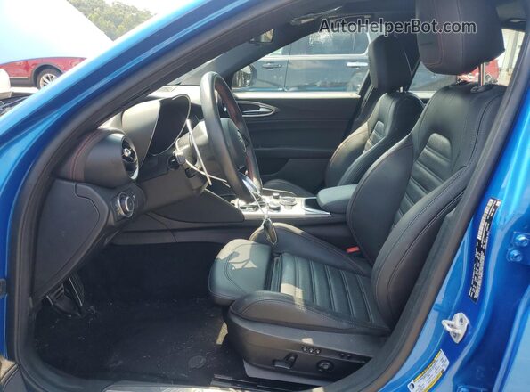 ZARFANBN3R7680855 2024 ALFA ROMEO GIULIA Blue Vista interior delantera