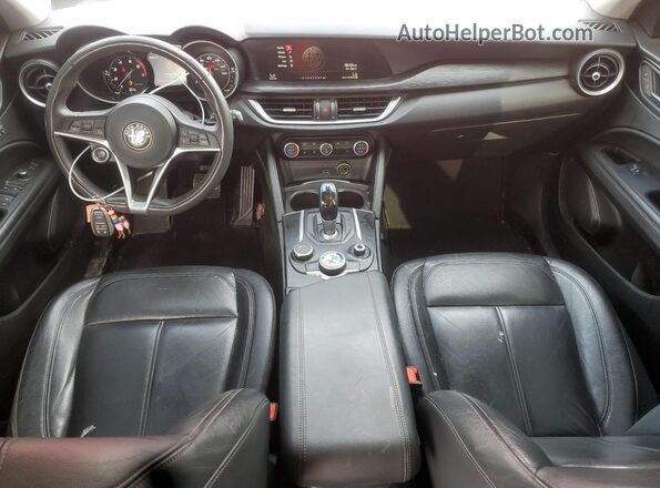 ZASFAKAN6J7B75480 2018 ALFA ROMEO STELVIO Красный 