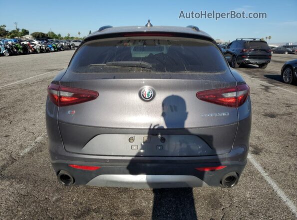 ZASFAKNN2J7C01955 2018 ALFA ROMEO STELVIO Серый 