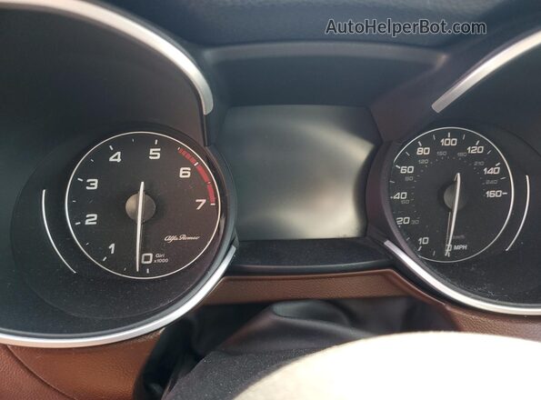 ZASFAKNN5J7B90501 2018 ALFA ROMEO STELVIO Красный 