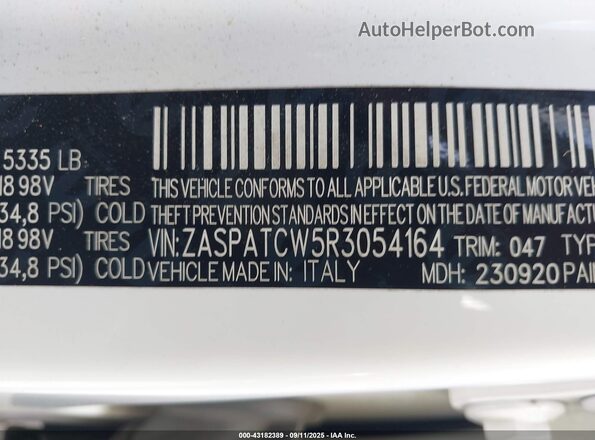 ZASPATCW5R3054164 2024 ALFA ROMEO OTHER White Вид підкапотного простору