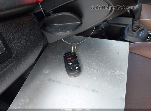 ZFBCFXCB9JP707448 2018 FIAT 500X White Vista del salpicadero