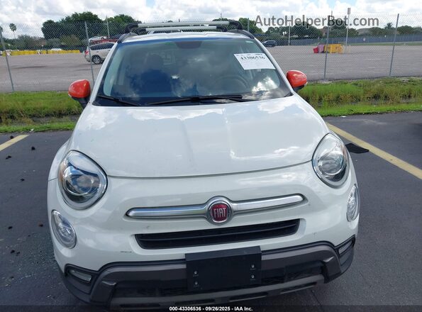 ZFBCFXCB9JP707448 2018 FIAT 500X White Vista del cuadro de instrumentos