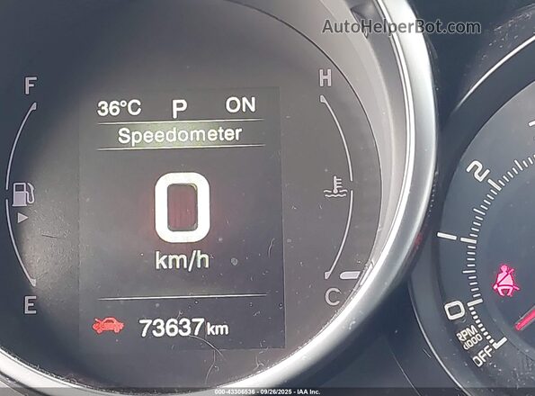 ZFBCFXCB9JP707448 2018 FIAT 500X White 