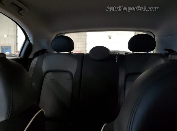 ZFBCFYAB8JP665203 2018 FIAT 500X Gray 