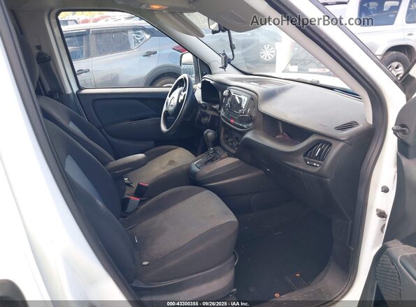 ZFBERFAT0G6B86823 2016 RAM PROMASTER CITY White Вид салону спереду
