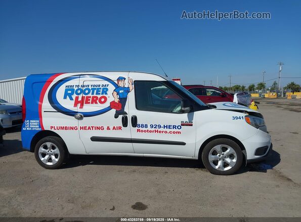 ZFBHRFAB8N6W13941 2022 RAM PROMASTER CITY White Вид задньої частини салону