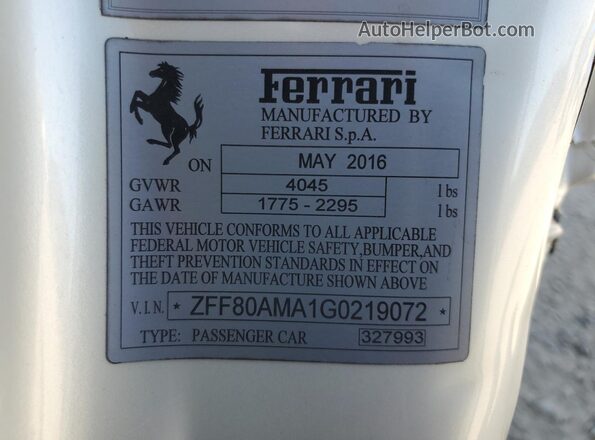 ZFF80AMA1G0219072 2016 FERRARI 488 White Widok komory silnika