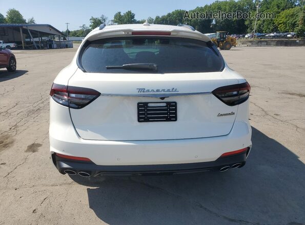 ZN661YUM2RX453056 2024 MASERATI LEVANTE White 