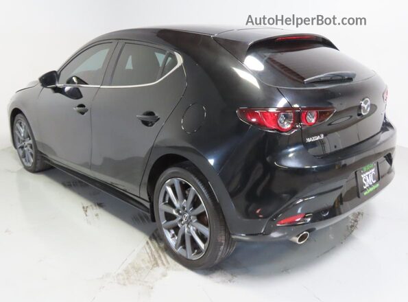 JM1BPAKL7M1336164 2021 MAZDA 3 Черный Вид спереди
