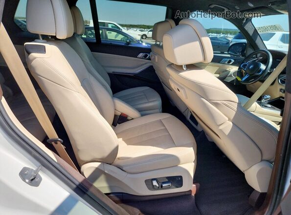 5UXCX4C52KLS37502 2019 BMW X7 White ძრავის განყოფილების ხედი