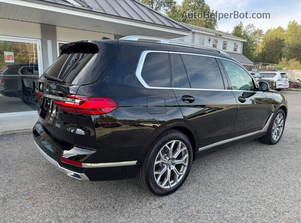 5UXCW2C01M9G78181 2021 BMW X7 Black Вид спереду