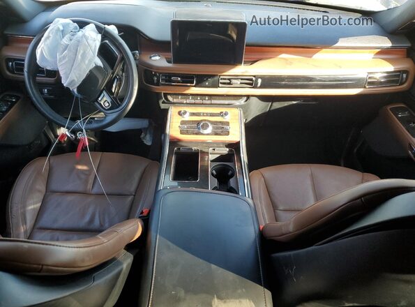 5LM5J7WCXPGL00331 2023 LINCOLN AVIATOR White ხელსაწყოთა პანელის ხედი