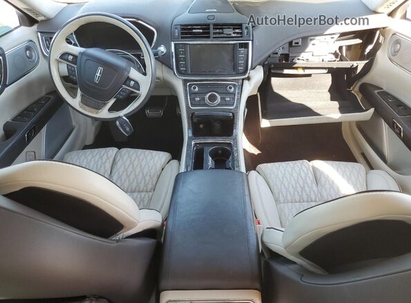 1LN6L9BC7J5606392 2018 LINCOLN CONTINENTA White Вид щитка приладів