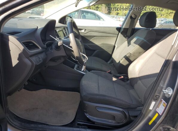 3KPC24A33JE014572 2018 HYUNDAI ACCENT Серебряный 
