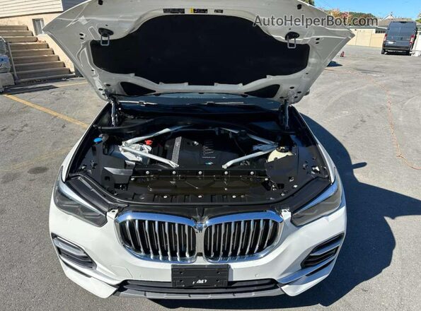 5UXCR6C08LLL66453 2020 BMW X5 White Вид салону спереду