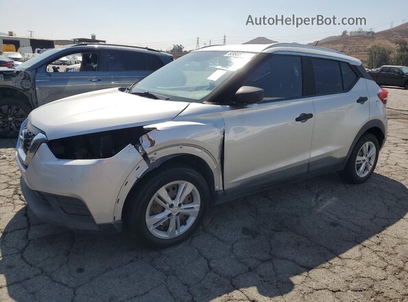 3N1CP5CU7JL515055 2018 NISSAN KICKS Серебряный 