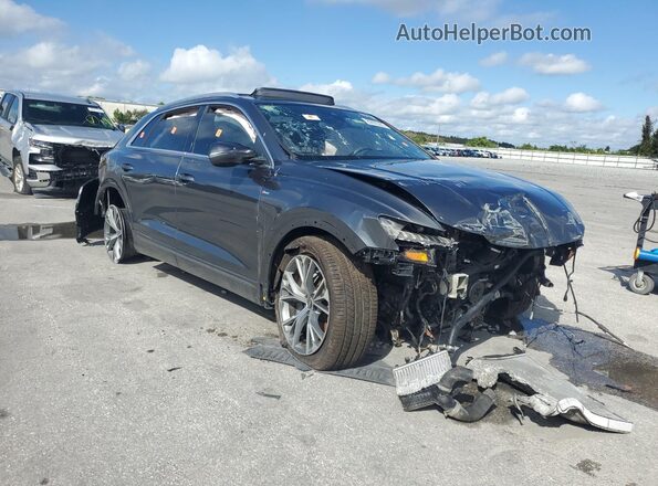 WA1EVAF18MD020681 2021 AUDI Q8 Gray Widok z przodu