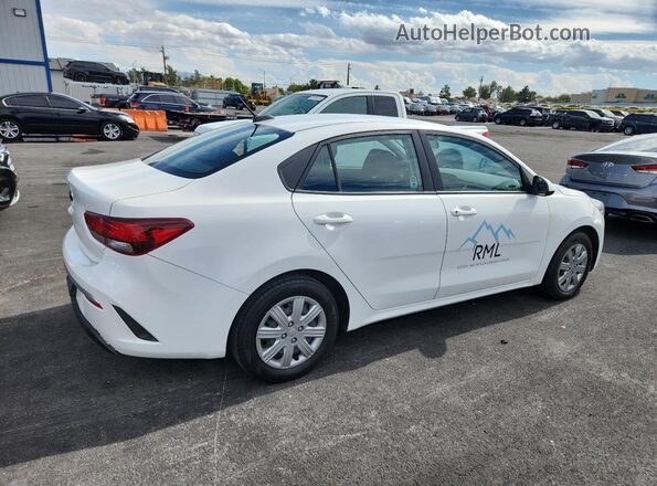 3KPA24AD3ME372971 2021 KIA RIO White Առջևի աջ