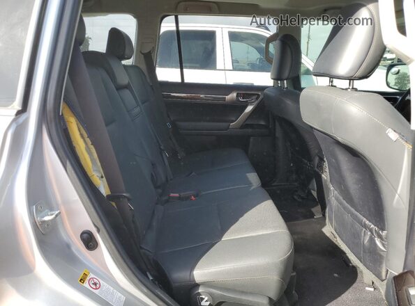 JTJBM7FX6J5182136 2018 LEXUS GX Silver 