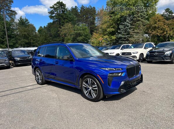 5UX33EM04P9R55092 2023 BMW X7 Синий 