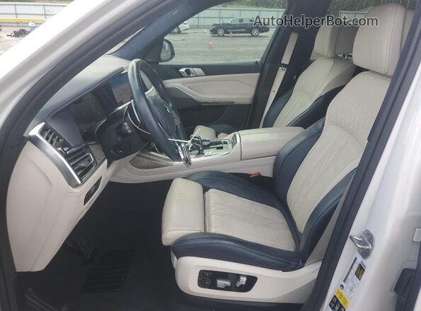 5UXCX4C53KLS37640 2019 BMW X7 White წინა პანელის ხედი