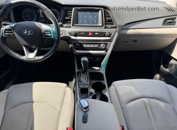 5NPE34AF6JH599143 2018 HYUNDAI SONATA Серебряный 